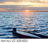 Sunset and drowned boat on summer lake bank. Стоковое фото, фотограф Юрий Брыкайло / Фотобанк Лори