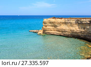 Sea beach Spiaggia della Punticeddha, Salento, Italy (2017 год). Стоковое фото, фотограф Юрий Брыкайло / Фотобанк Лори