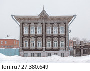 Томск. Дом Ахмета Москова в Татарской слободе. Снегопад. Улица Татарская, 46 (2018 год). Стоковое фото, фотограф Алексей Шаповалов (Стерх) / Фотобанк Лори