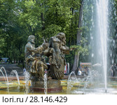 Фонтан "Садко и царевна Волхова", Великий Новгород (2017 год). Редакционное фото, фотограф Дмитрий Федоров / Фотобанк Лори