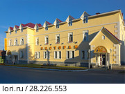 Город Мышкин. Гостиница "Кошкин дом" и ресторан "Мышеловка" (2011 год). Редакционное фото, фотограф Зобков Юрий / Фотобанк Лори