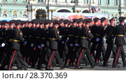 Курсанты Суворовского военного училища на генеральной репетиции парада в честь Дня Победы. Санкт-Петербург (2018 год). Редакционное видео, видеограф Виктор Карасев / Фотобанк Лори