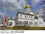 Собор Рождества Пресвятой Богородицы в Саввино-Сторожевском монастыре. Звенигород. Подмосковье (2018 год). Редакционное фото, фотограф Юрий Морозов / Фотобанк Лори