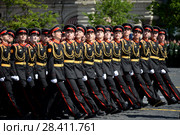 Воспитанники Тверского (Калининского) военного суворовского училища во время парада на Красной площади в честь Дня Победы (2018 год). Редакционное фото, фотограф Free Wind / Фотобанк Лори