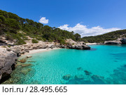 Cala Mitjana y Mitjaneta in Menorca Ciutadella at Balearic Islands. Стоковое фото, фотограф Tono Balaguer / Ingram Publishing / Фотобанк Лори