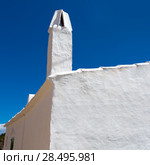 Menorca Es Grau white house chimney detail in Balearic Islands (2013 год). Стоковое фото, фотограф Tono Balaguer / Ingram Publishing / Фотобанк Лори
