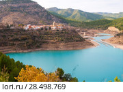 Embalse Arenos in Puebla de Arenoso Castellon Mijares river Spain (2007 год). Стоковое фото, фотограф Tono Balaguer / Ingram Publishing / Фотобанк Лори