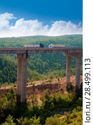 Viaducto de Bunol in Autovia A-3 road Valencia Spain. Стоковое фото, фотограф Tono Balaguer / Ingram Publishing / Фотобанк Лори