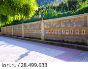 Segorbe fuente de los 50 canos fountain Castellon in Spain Valencian Community (2013 год). Стоковое фото, фотограф Tono Balaguer / Ingram Publishing / Фотобанк Лори