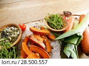Fresh Organic Vegetables on a Wooden Background with Space For Your Text. Стоковое фото, фотограф Olena Mykhaylova / Ingram Publishing / Фотобанк Лори