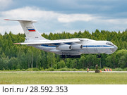 Ил-76МД (бортовой RF-78809) на посадке, аэродром Мигалово, Тверь (2018 год). Редакционное фото, фотограф Alexei Tavix / Фотобанк Лори