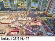 SAINT PETERSBURG, RUSSIA - JUNE 10, 2018: Top view of a construc. Редакционное фото, фотограф Андрей Зарин / Фотобанк Лори