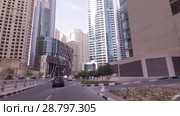 Journey on the roads among the skyscrapers of the fashionable district Dubai Marina stock footage video (2018 год). Редакционное видео, видеограф Юлия Машкова / Фотобанк Лори