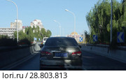 Пекин. Движение на улицах. Beijing. Traffic during the day. Streets of the city. (2018 год). Стоковое видео, видеограф Евгений Романов / Фотобанк Лори