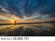 Красочный закат на море. Стоковое фото, фотограф Яковлев Сергей / Фотобанк Лори