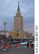 Hilton Moscow Leningradskaya Hotel (Гостиница «Ленинградская»). Каланчёвская улица, 21/40. Красносельский район. Город Москва (2016 год). Редакционное фото, фотограф lana1501 / Фотобанк Лори