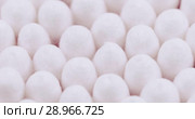 Cotton sticks in bulk. Стоковое видео, видеограф Потийко Сергей / Фотобанк Лори