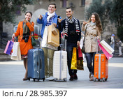 Young adults in shopping tour. Стоковое фото, фотограф Яков Филимонов / Фотобанк Лори