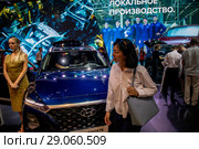 Стенд автоконцерна Hyundai Motor с новыми автомобилями на Московском международном автомобильном салоне (ММАС 2018) в городе Москве, Россия. Редакционное фото, фотограф Николай Винокуров / Фотобанк Лори