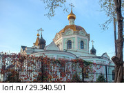 Москва.  Храм Николая Чудотворца на трёх горах. Нововаганьковский переулок дом 9 (2018 год). Стоковое фото, фотограф Татьяна Белова / Фотобанк Лори