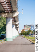 Монорельсовый путь (ММТС) в Останкино (2015 год). Редакционное фото, фотограф Алёшина Оксана / Фотобанк Лори