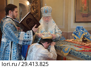 Рукоположение во священника в Новодевичьем монастыре (2018 год). Редакционное фото, фотограф Дмитрий Неумоин / Фотобанк Лори