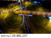 Road junction on the Moscow border: the Moscow Ring Road and the Entuziastov highway (2017 год). Стоковое фото, фотограф Александр Клёнов / Фотобанк Лори