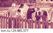 kids playing at Dead man in street. Стоковое фото, фотограф Яков Филимонов / Фотобанк Лори
