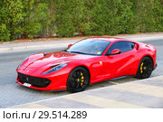 Ferrari 812 Superfast (2018 год). Редакционное фото, фотограф Art Konovalov / Фотобанк Лори