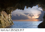 Grottos at coast. Стоковое фото, фотограф Яков Филимонов / Фотобанк Лори