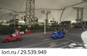 Dubai Legoland at Dubai Parks and Resorts (2018 год). Редакционное фото, фотограф Юлия Машкова / Фотобанк Лори