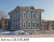 Томск. Жилой дом рыбопромышленника. Сухоозерный переулок (Акуловский), 11 / улица Войкова (Знаменская), 19 (2018 год). Стоковое фото, фотограф Алексей Шаповалов (Стерх) / Фотобанк Лори