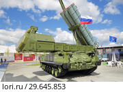 Cамоходная огневая установка (СОУ) 9А317М комплекса войсковой ПВО "Бук-M3" на Международном военно-техническом форуме АРМИЯ-2018. Кубинка, парк "Патриот" Редакционное фото, фотограф Игорь Долгов / Фотобанк Лори