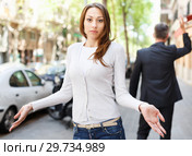 Young brunette in quarrel with boyfriend. Стоковое фото, фотограф Яков Филимонов / Фотобанк Лори
