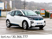 BMW i3 (2019 год). Редакционное фото, фотограф Art Konovalov / Фотобанк Лори