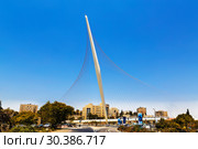 "String bridge" in Jerusalem, Israel (2018 год). Редакционное фото, фотограф Наталья Волкова / Фотобанк Лори