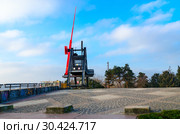 Пражский метроном, Летенские сады, Прага, Чехия (2019 год). Редакционное фото, фотограф Ольга Коцюба / Фотобанк Лори