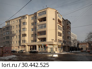 Москва, улица Ананьевский переулок дом 4/2 зимой (2019 год). Редакционное фото, фотограф Дмитрий Неумоин / Фотобанк Лори
