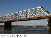 Пермь. Железнодорожный мост через реку Кама (2007 год). Стоковое фото, фотограф Дмитрий Щукин / Фотобанк Лори