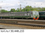 Пермь. Электропоезд постоянного тока ЭД4М-0192 на станции Пермь-II Свердловской железной дороги (2007 год). Редакционное фото, фотограф Дмитрий Щукин / Фотобанк Лори