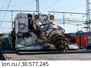 Tunnel boring machine on the railway flatcar (2019 год). Редакционное фото, фотограф Евгений Харитонов / Фотобанк Лори