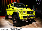 Mercedes-Benz W463 G500 4x4(2) (2016 год). Редакционное фото, фотограф Art Konovalov / Фотобанк Лори