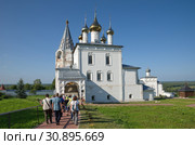 Свято-Троице-Никольский монастырь. Троицкий собор (1681-1689 гг.). Гороховец, Владимирская область, Россия (2018 год). Стоковое фото, фотограф Елена Коромыслова / Фотобанк Лори