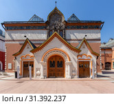 The State Tretyakov Gallery-- is an art gallery in Moscow, Russia, the foremost depository of Russian fine art in the world. Gallery's history starts in 1856. Hall of artist V.Vasnetsov. Collection - 130,000 exhibits (2019 год). Редакционное фото, фотограф Владимир Журавлев / Фотобанк Лори
