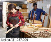Restorers working with wooden furniture. Стоковое фото, фотограф Яков Филимонов / Фотобанк Лори