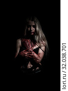 Pale bloody woman. Стоковое фото, фотограф Art Konovalov / Фотобанк Лори