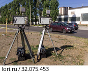 Камеры замера скорости на обочине дороги (2018 год). Редакционное фото, фотограф Вячеслав Палес / Фотобанк Лори