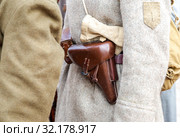 Vintage leather holster on the belt. Стоковое фото, фотограф FotograFF / Фотобанк Лори