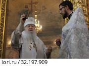 Священническая хиротония в Троицком соборе Подольска (2019 год). Редакционное фото, фотограф Дмитрий Неумоин / Фотобанк Лори
