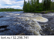 Порог Краснобыстрый на реке Керети. Карелия, Россия, конец июня. Стоковое фото, фотограф Сергей Рыбин / Фотобанк Лори